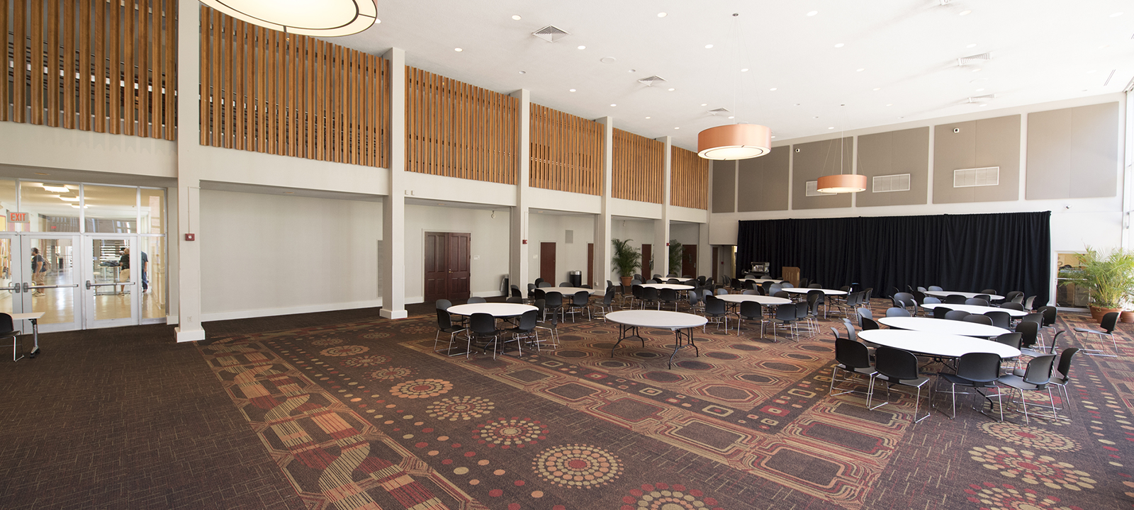 St. Charles Room, Danna Student Center
